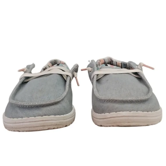 Hey Dude Wendy Boho Light Denim Slip-On Shoes Women’s 7 Casual Comfort Travel - Picture 3 of 13